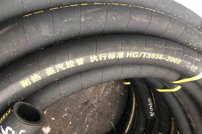 耐熱膠管